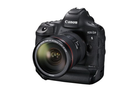 EOS-1D X Mark II EF 24-70mm USM FSL